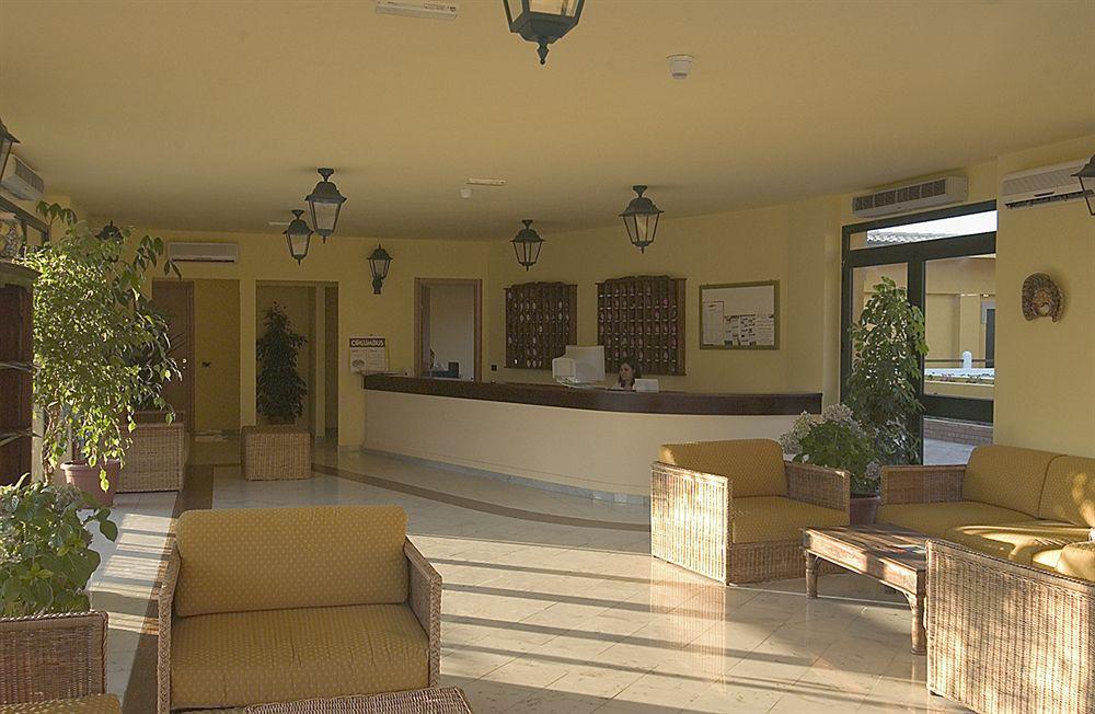 Marina Del Marchese Beach Resort Botricello Eksteriør billede